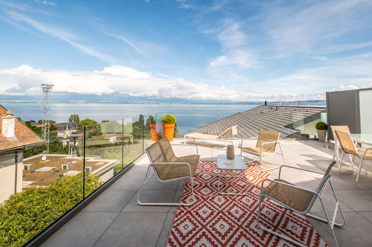 Appartement à EVIAN-LES-BAINS