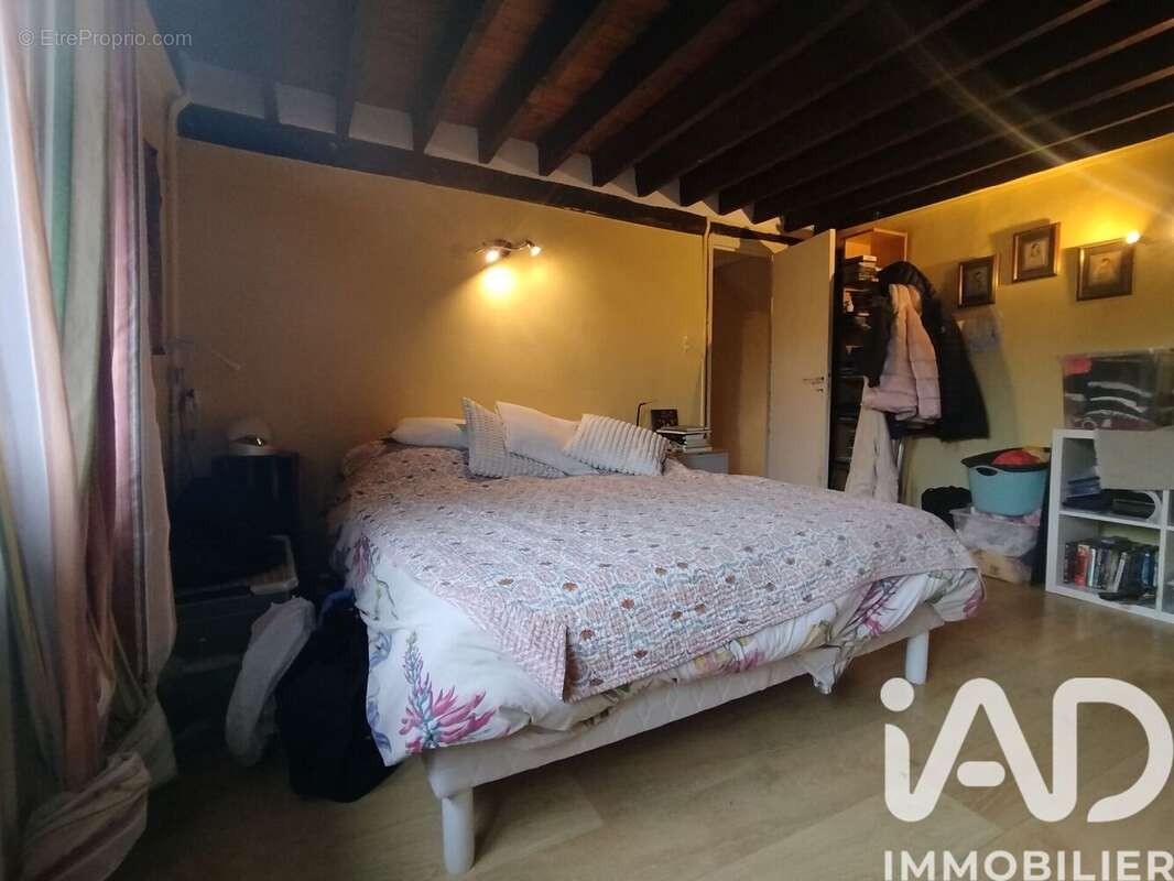 Maison 125 m² à Saint-Cyr-De-Salerne  - photo 7