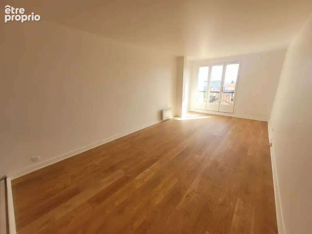 Appartement à LE BOURGET