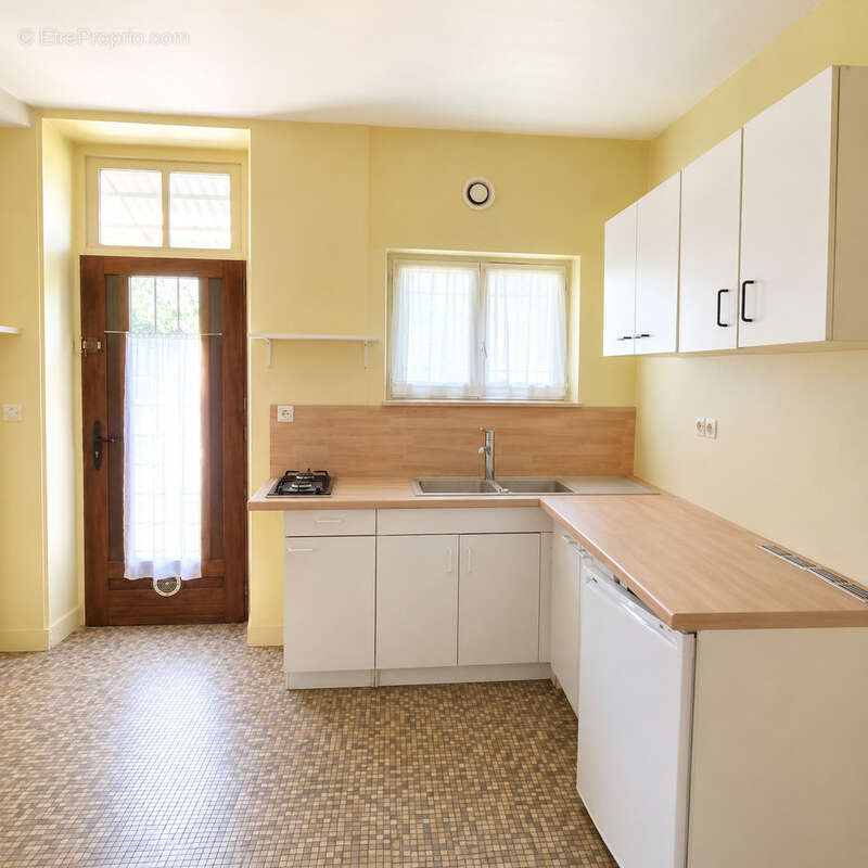 Maison coeur de ville avec garage ! - photo 8