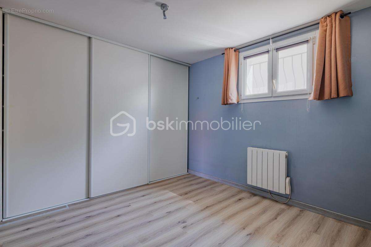 Appartement à DECINES-CHARPIEU