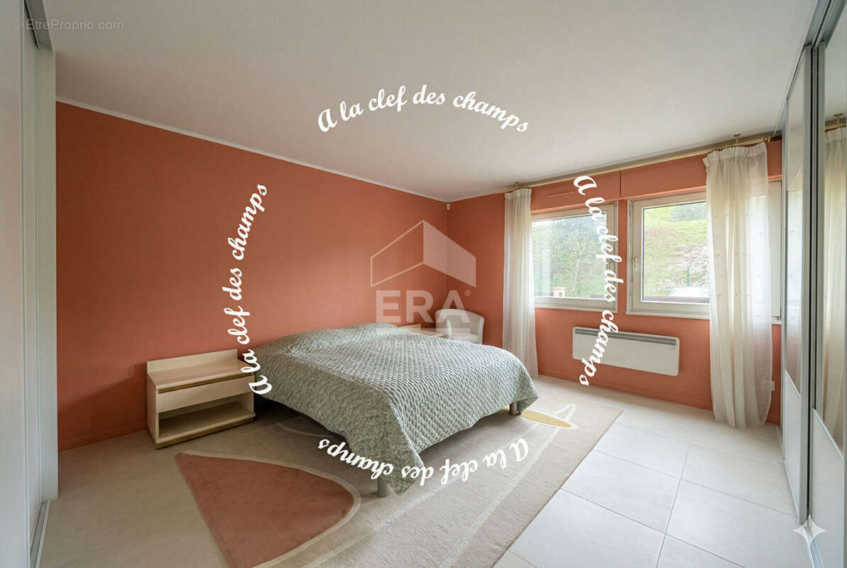 Maison à GIF-SUR-YVETTE