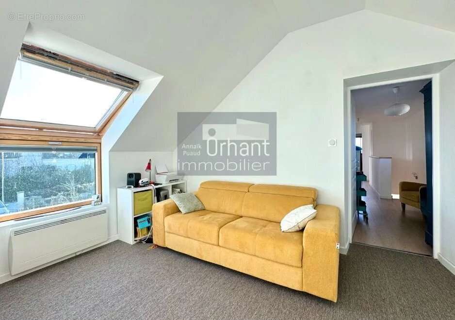 Maison à PLOUGOUMELEN