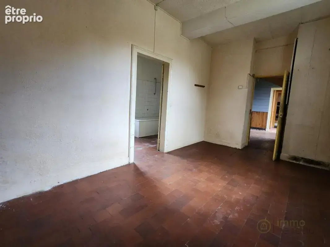 Maison et dépendances - photo 6