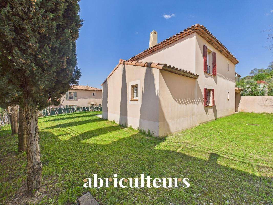 Maison à MARSEILLE-12E