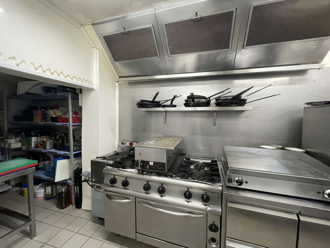 Commerce à SAINT-LIEUX-LES-LAVAUR