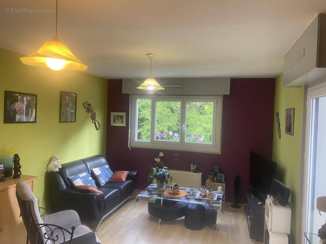 Appartement à PONT-DE-ROIDE