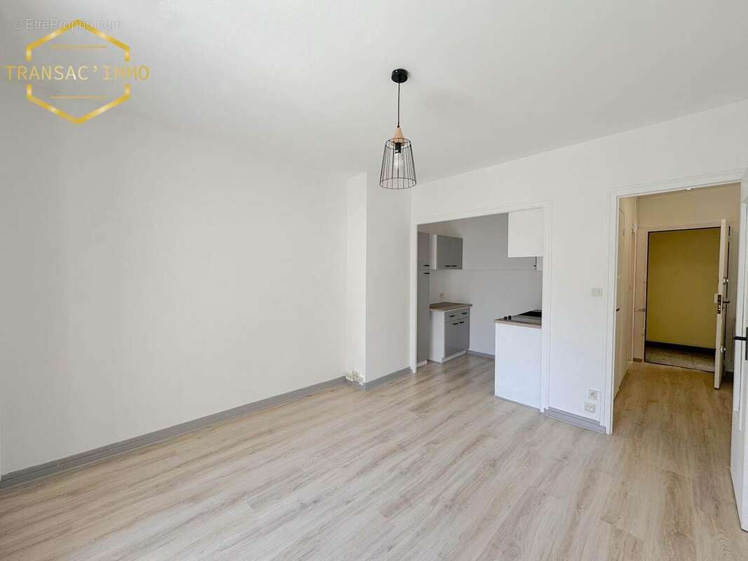 Appartement 23 m² à Grenoble  - photo 2