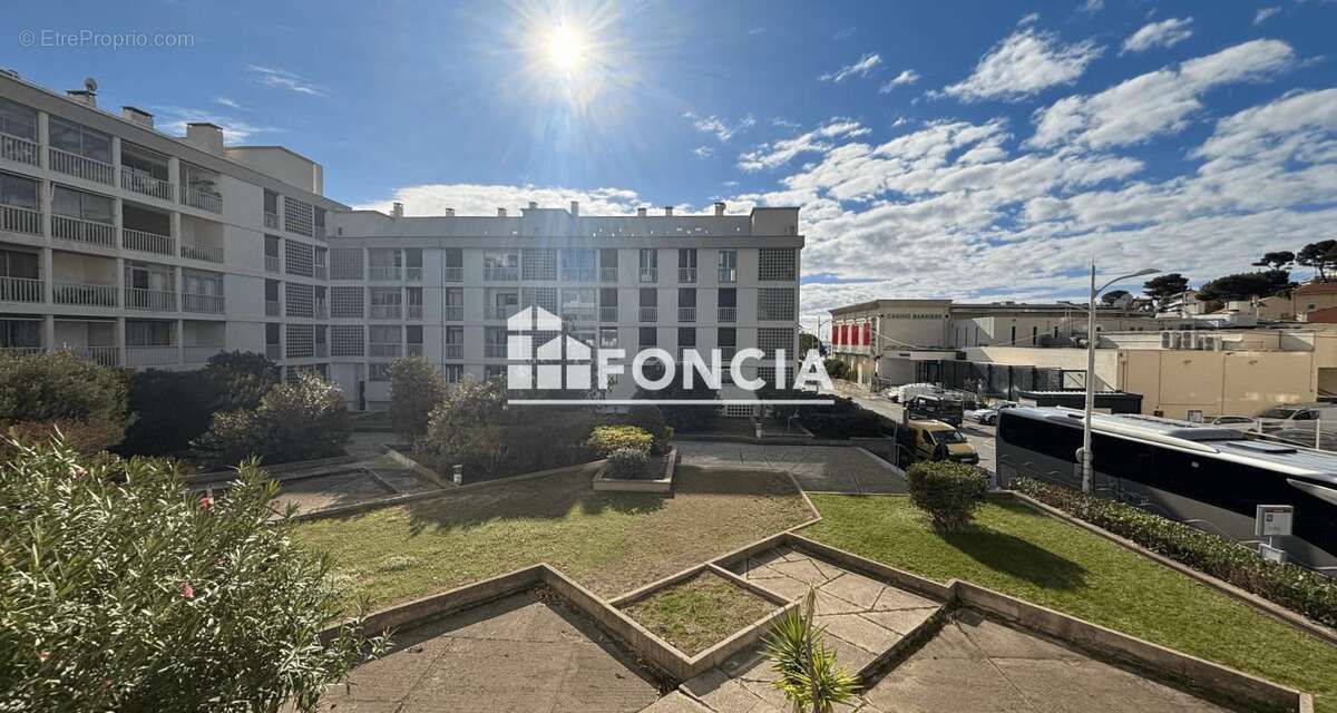 Appartement à CARRY-LE-ROUET