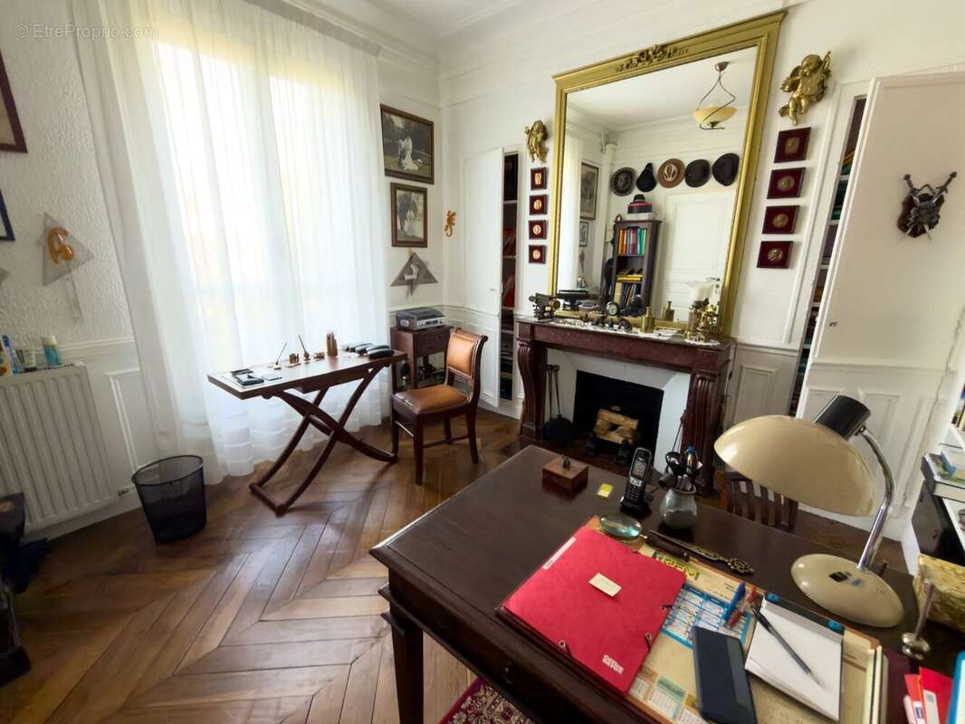 Maison à LE RAINCY