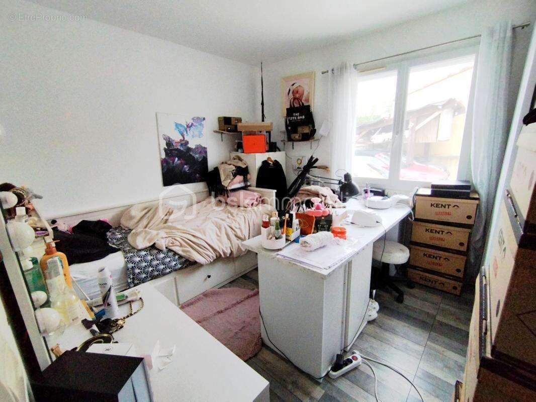 Maison à NEBIAN