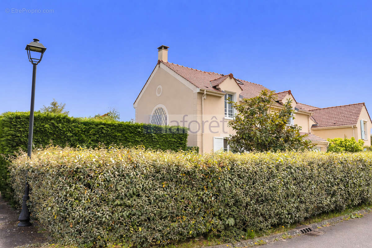 Maison à LONGJUMEAU