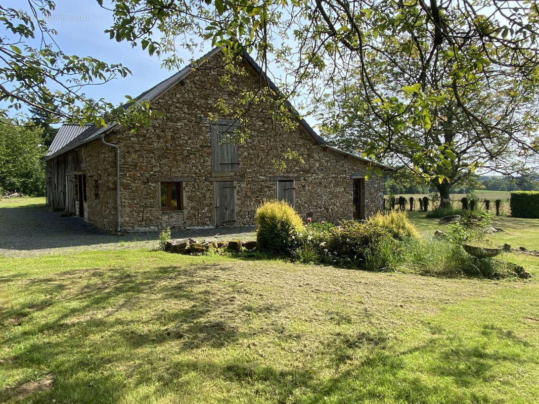Maison en pierres tb etat dependances - photo 5