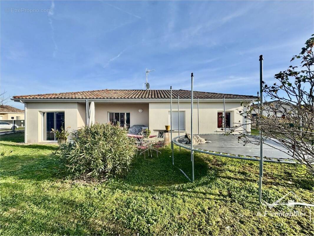 Maison à FONTENILLES