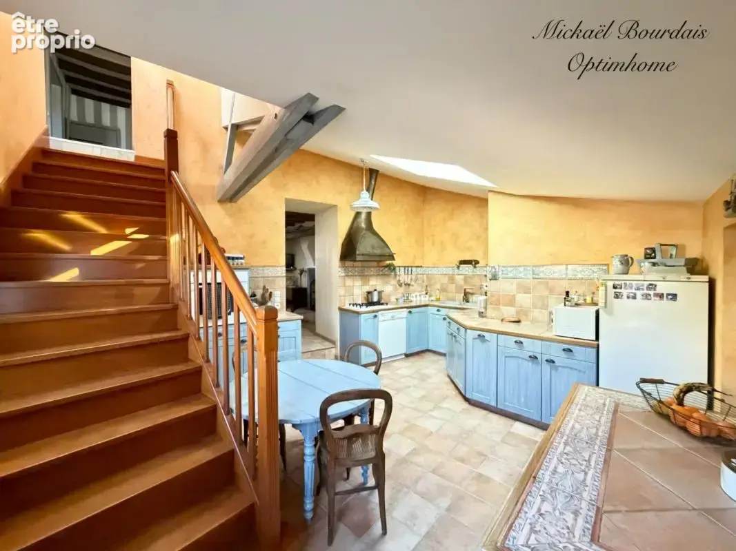 Maison de charme rénovée – 3/4 chambres – Bureau indépendant – Terrain clos – Le Lude - photo 4