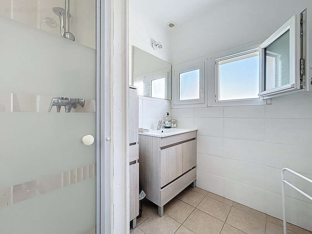 Maison à GOUVILLE-SUR-MER