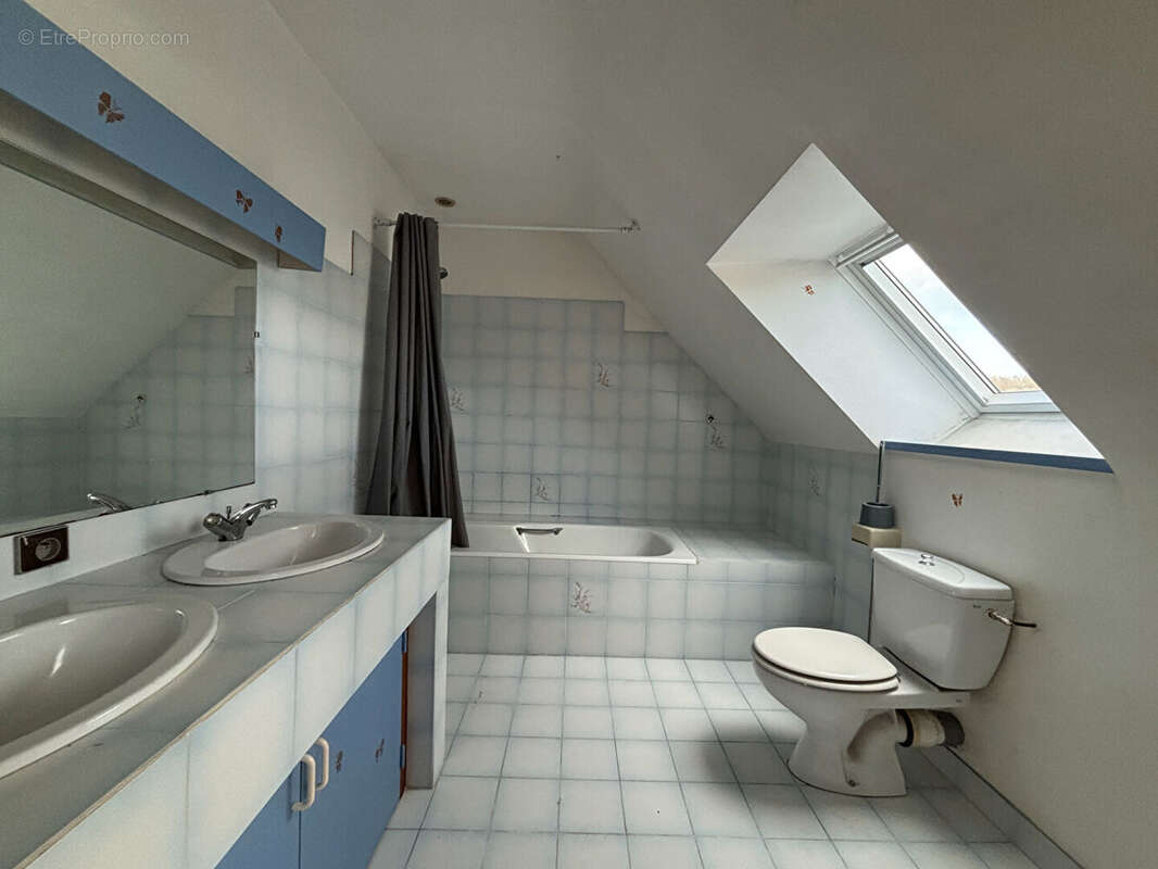 Maison à PLOUIGNEAU