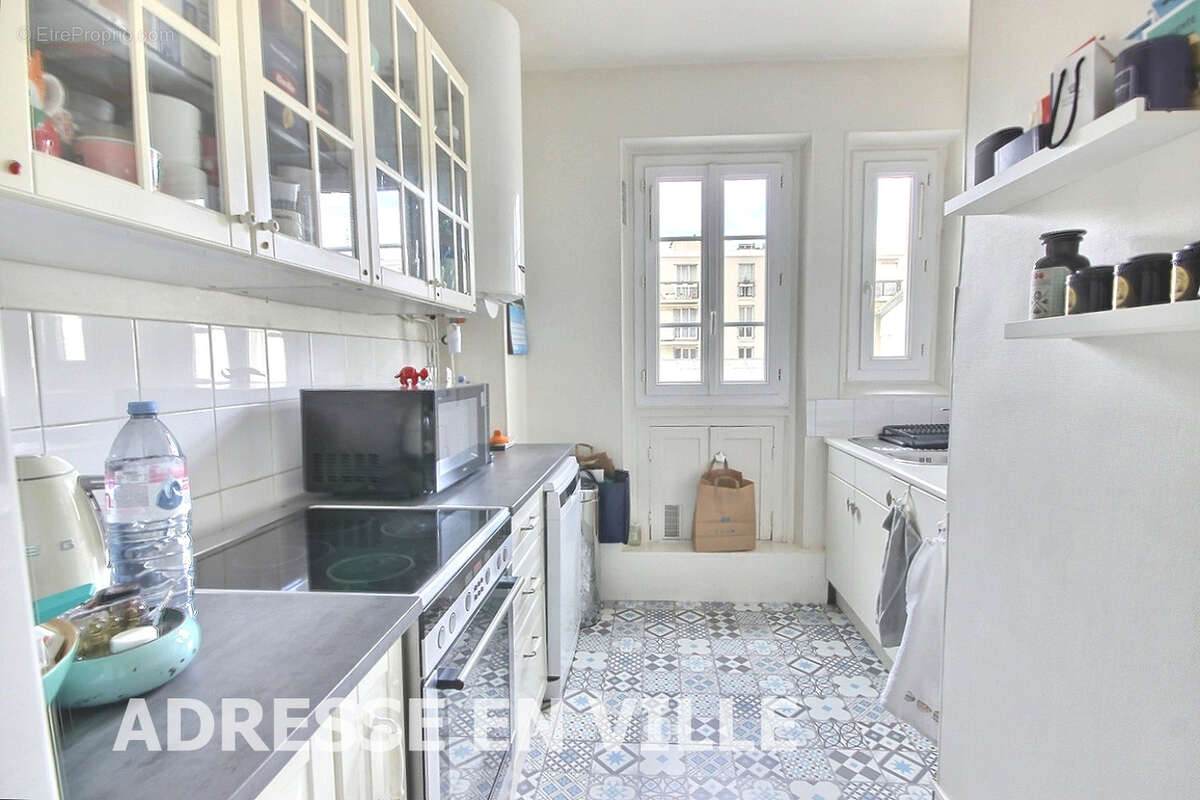 Appartement à LEVALLOIS-PERRET