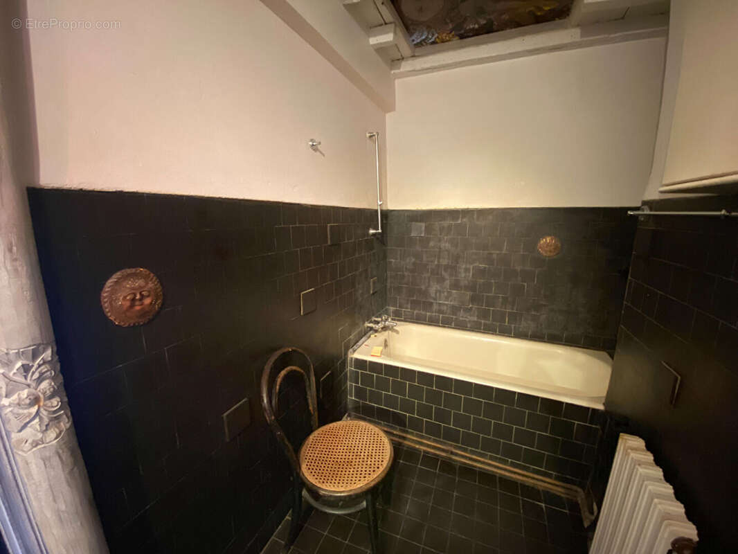 Maison à CENNE-MONESTIES