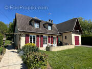 Maison à FROISSY