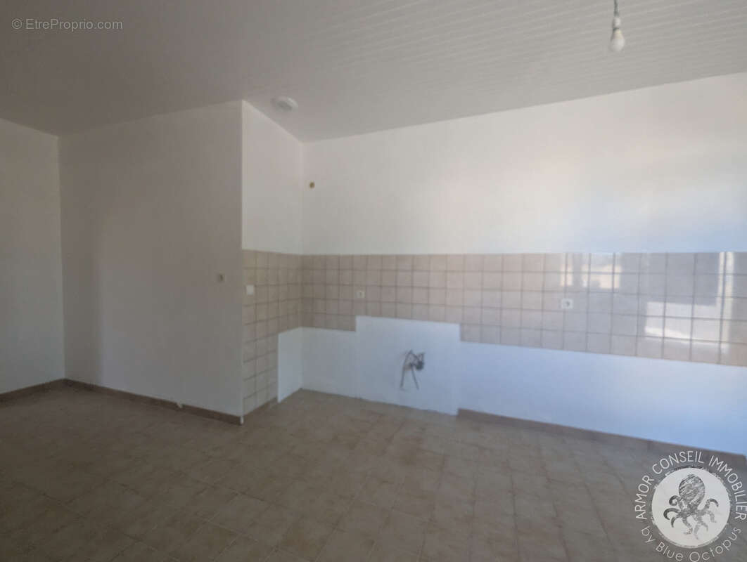 A vendre centre ville plancoet - photo 3