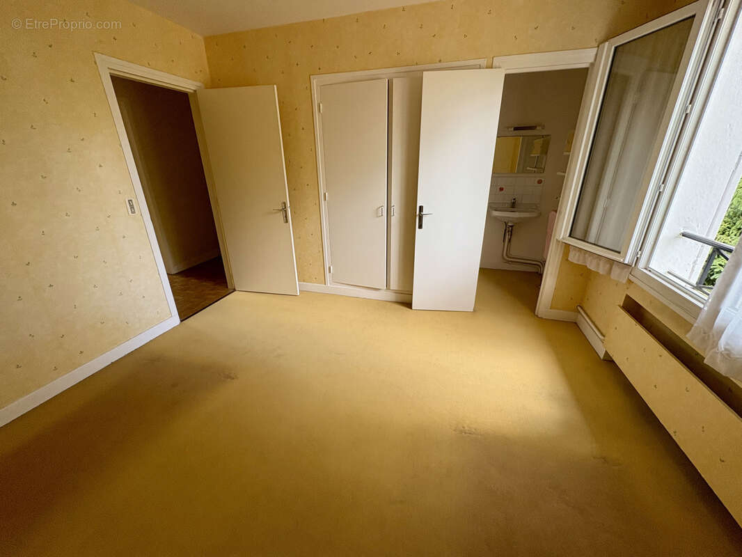 Maison à CHATEAUPONSAC