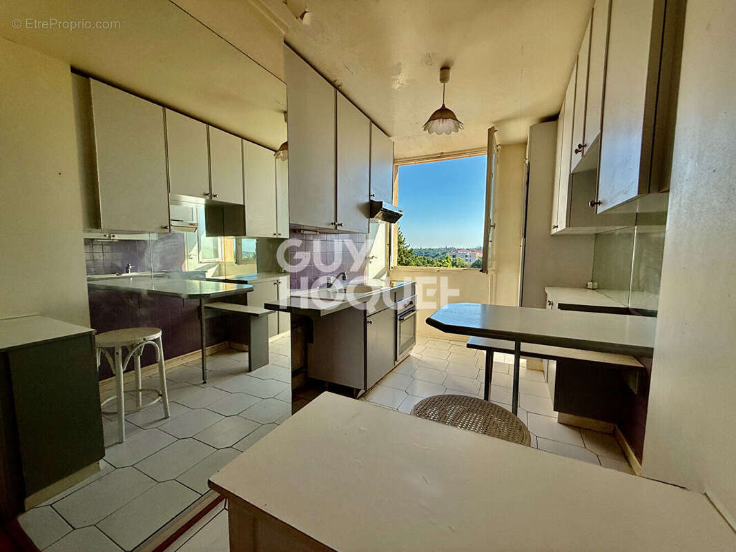 Appartement à CALUIRE-ET-CUIRE