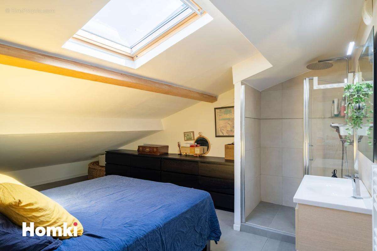 Appartement T3 de 111 m² à Marseille 13012, Rue Pierre Béranger - photo 10