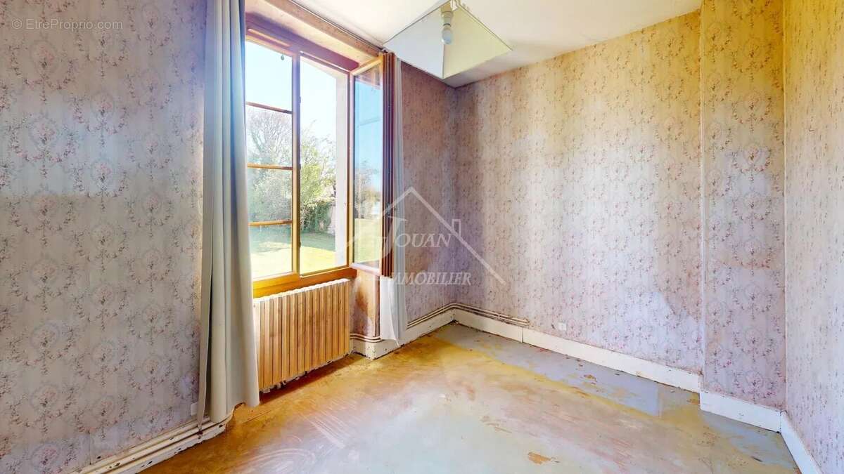 Maison à SALIGNY-SUR-ROUDON