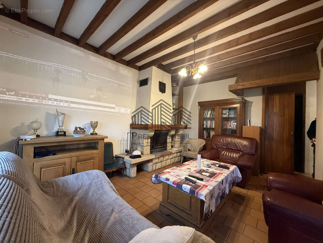 Maison à OISSEL