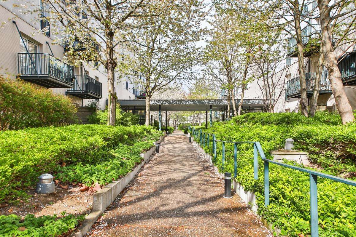 Appartement à BAGNEUX