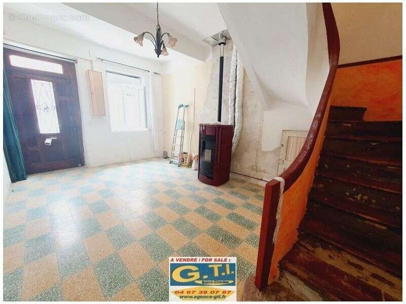 Maison à SAINT-CHINIAN