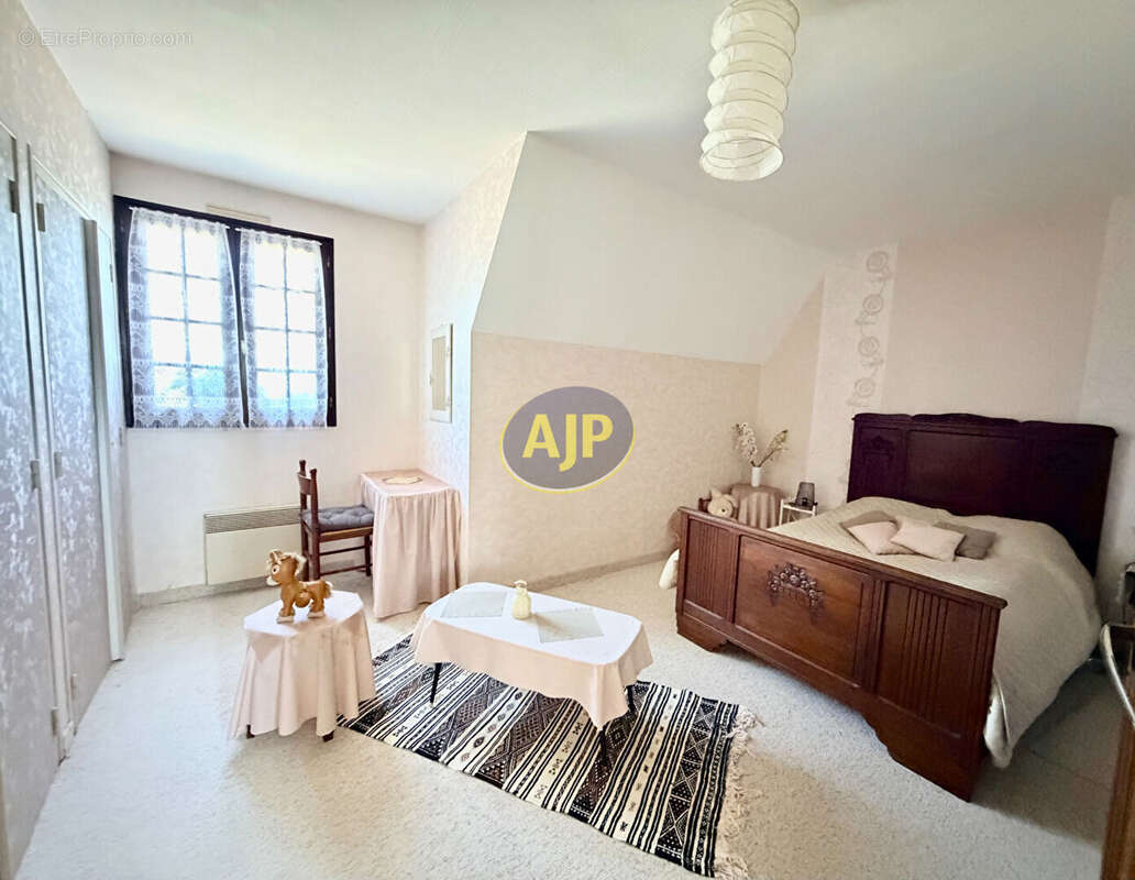 Maison Grand-Fougeray 6 pièces 153 m2 - 2356 m² Terrain - photo 10