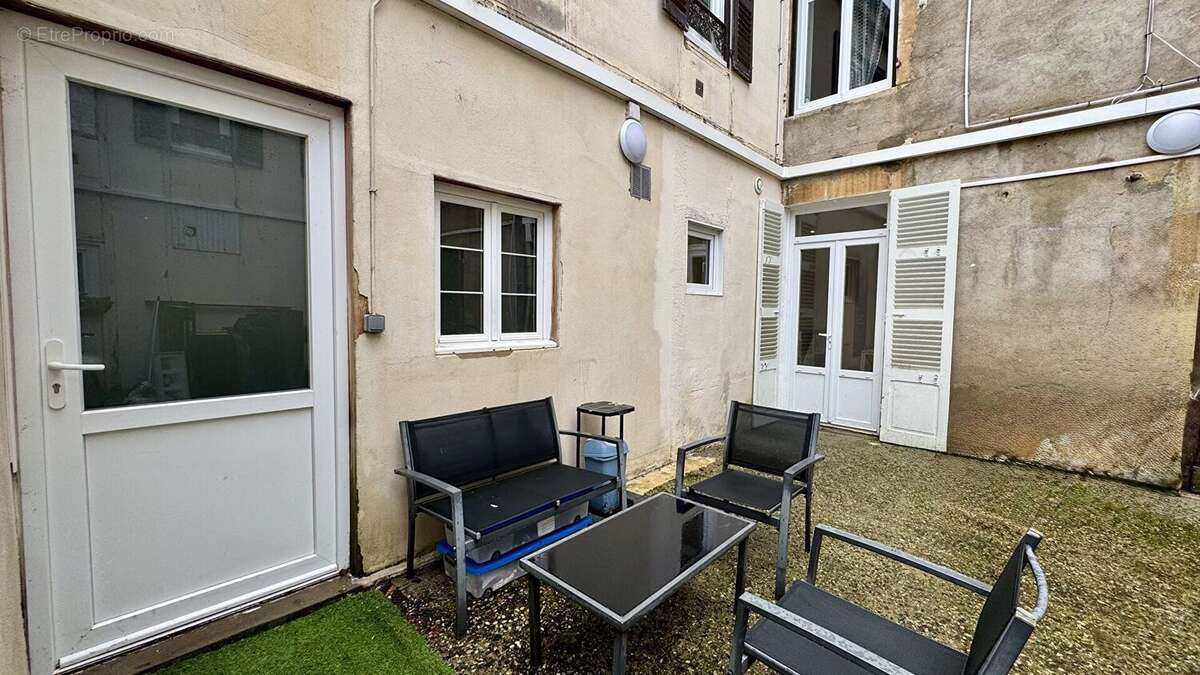 Local commercial 31m2 avec salle d'eau - photo 5