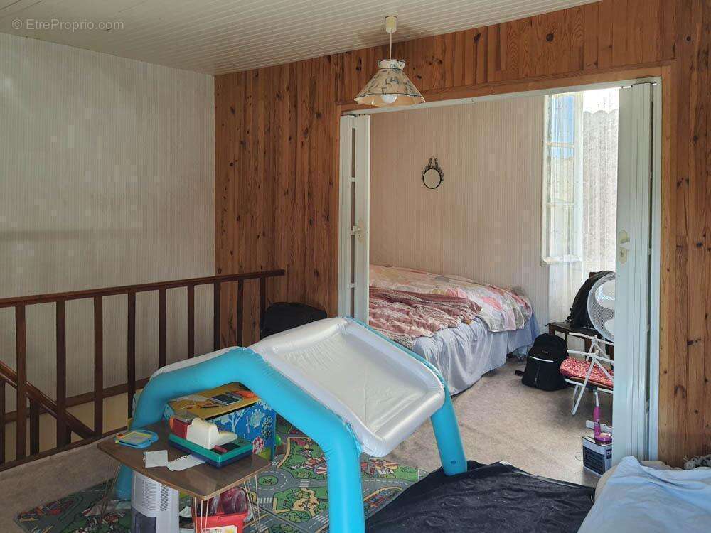 Maison à SAUZE-VAUSSAIS