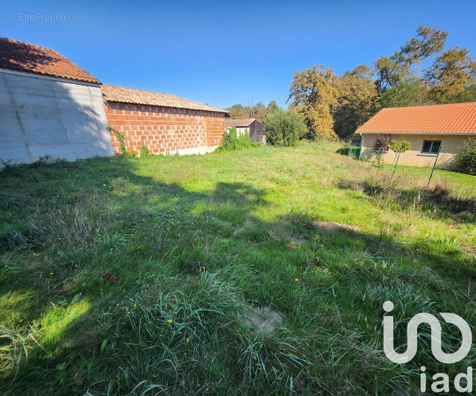 Photo 1 - Terrain à BRETAGNE-DE-MARSAN