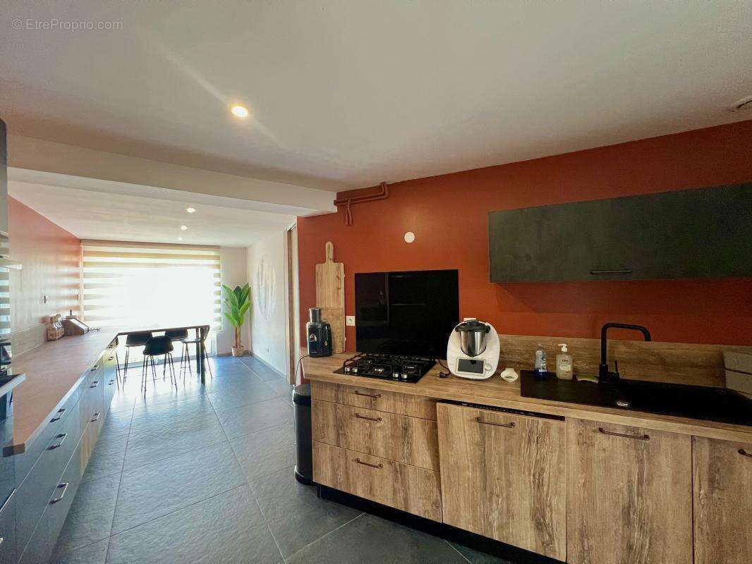  À découvrir sur Calais – Maison familiale de 114 m² à 190 000 €  - photo 4