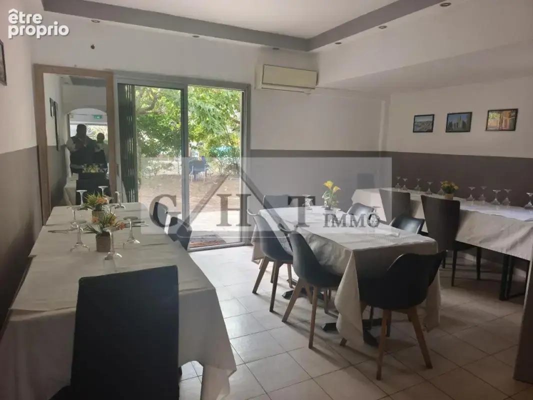 A vendre mur local commercial  loue - photo 1