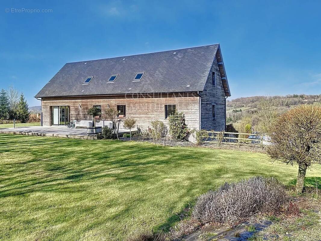 Maison à PONT-L&#039;EVEQUE