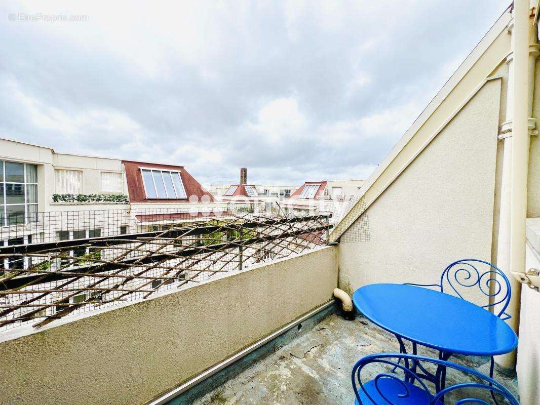 Appartement à ISSY-LES-MOULINEAUX