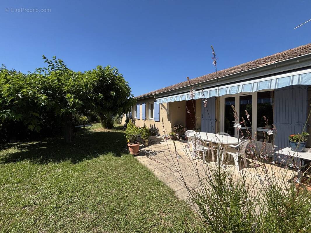 Maison à ROMANS-SUR-ISERE