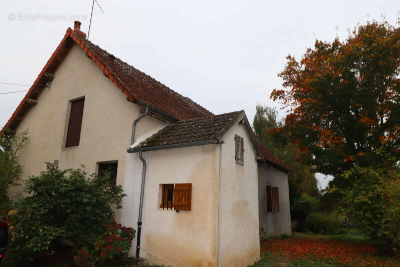 Maison à SAINT-ENNEMOND