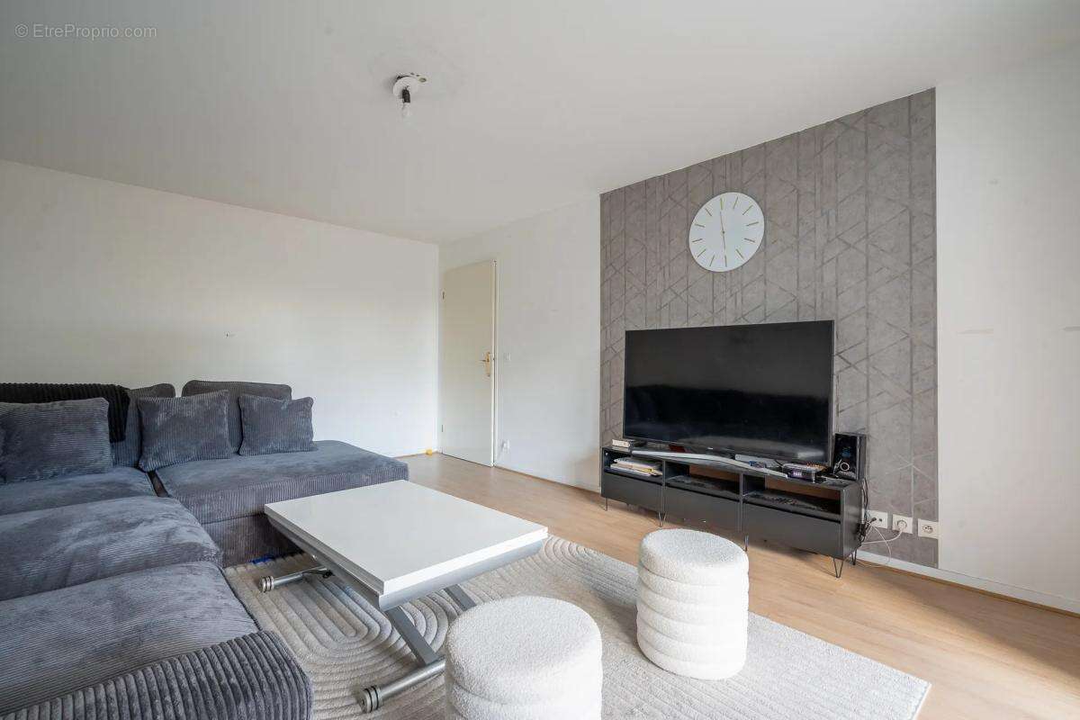 Appartement à ROSNY-SOUS-BOIS