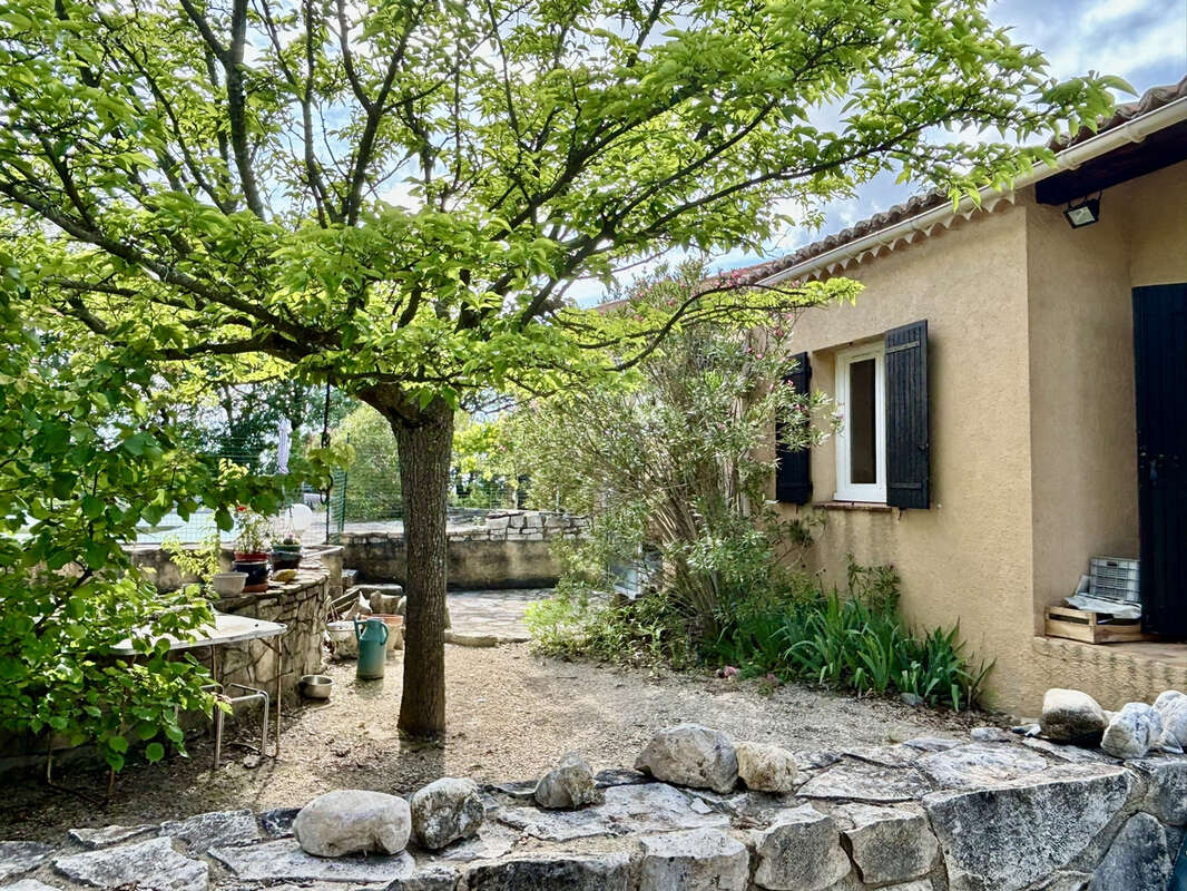 Maison à VAISON-LA-ROMAINE