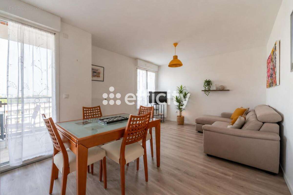 Appartement à PUTEAUX