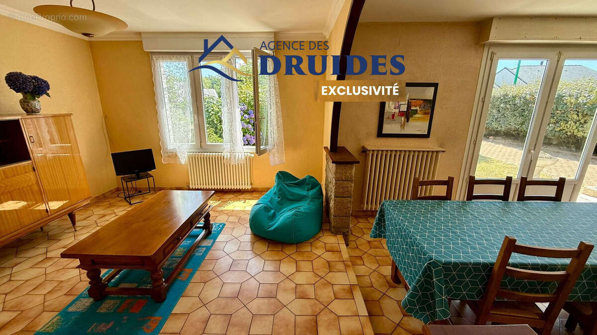 Maison à CRACH