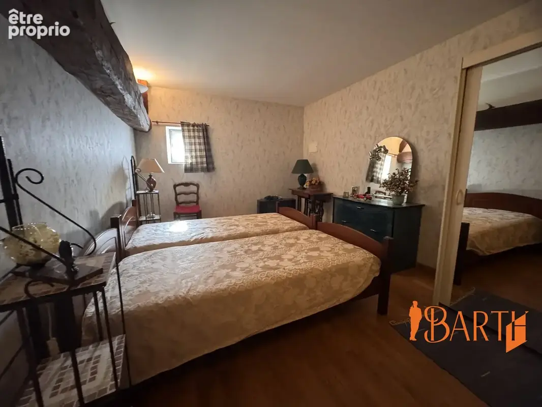 Maison 5 pièces 142 m² à vendre à Saint-Doulchard (18230) - photo 8
