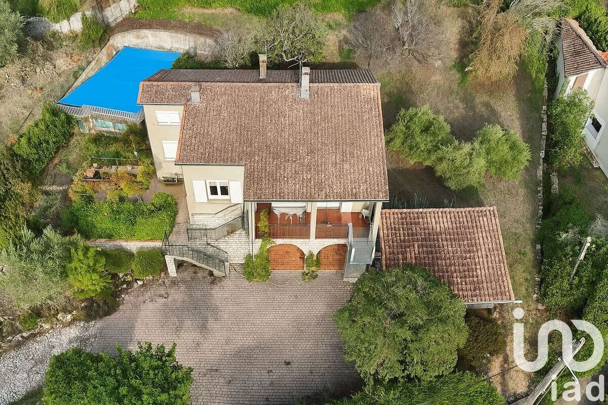 Photo 5 - Maison à SAINT-ETIENNE-DE-FONTBELLON