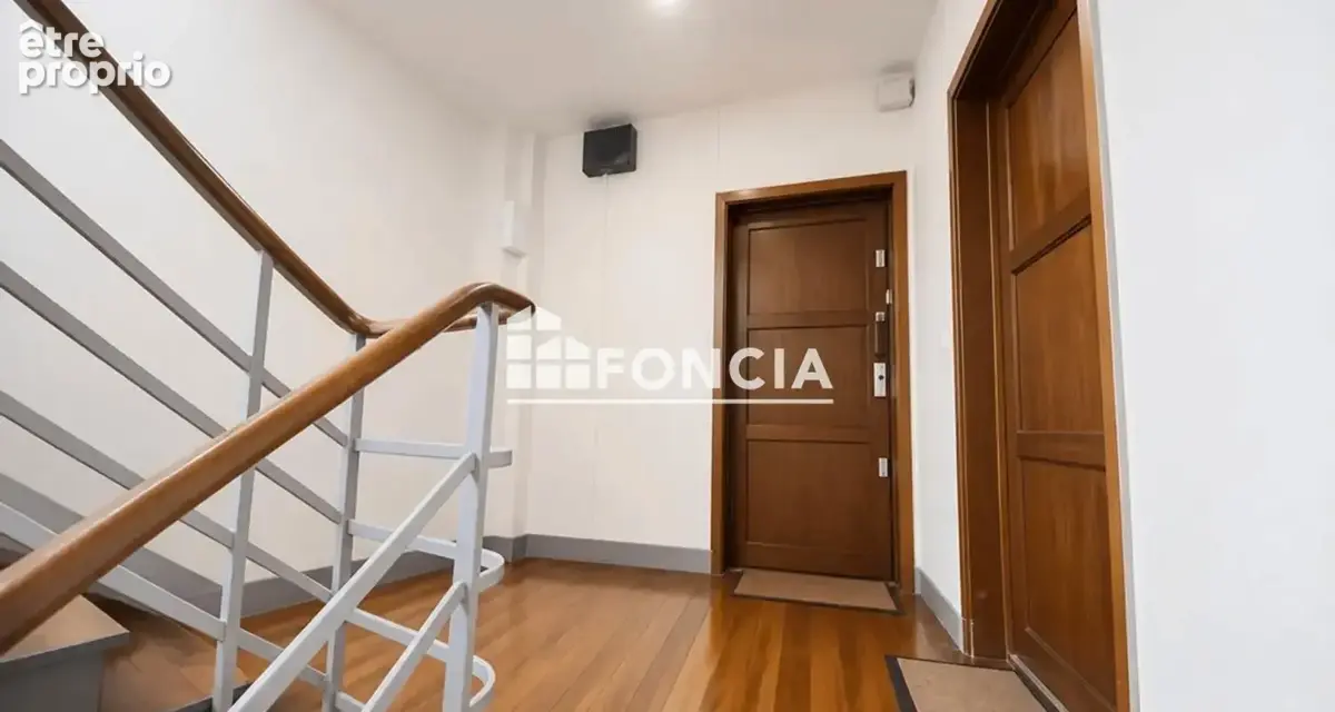 Appartement T4 Boulevard Michelet proche Centre Gare - photo 2