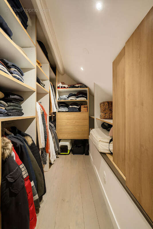 Appartement à TASSIN-LA-DEMI-LUNE